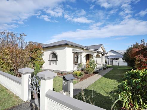 133 Pomona Street, Strathern