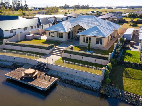 12 Trent Place, Huntingdon/Lake Hood