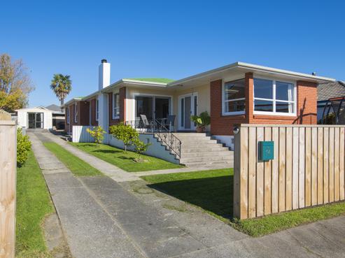 14 Thomson Street, Gisborne
