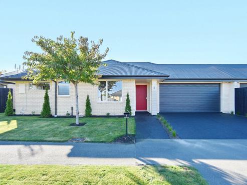 4 Somerville Crescent, Aidanfield