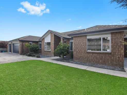 9 Stanton Place, Huntington