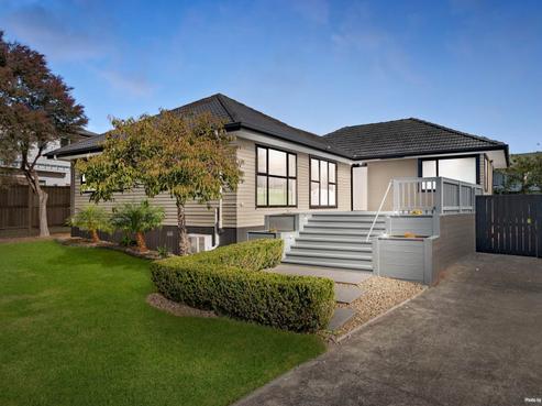 5 Ward Crescent, Te Atatu Peninsula