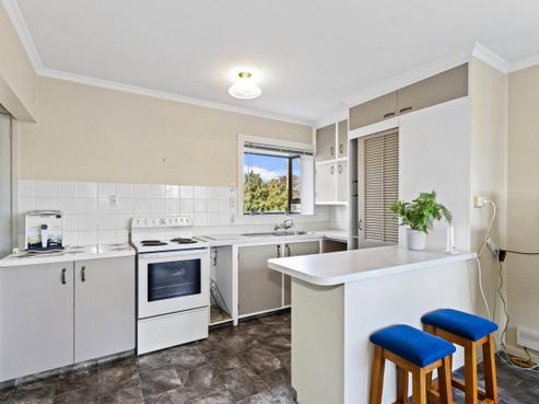 8 Ariel Place, Aranui