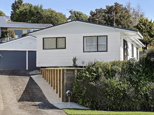 57 Riversdale Drive, Merrilands