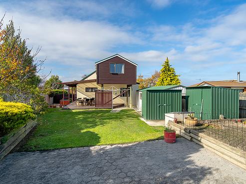 33 Estuary Crescent, Fairfield