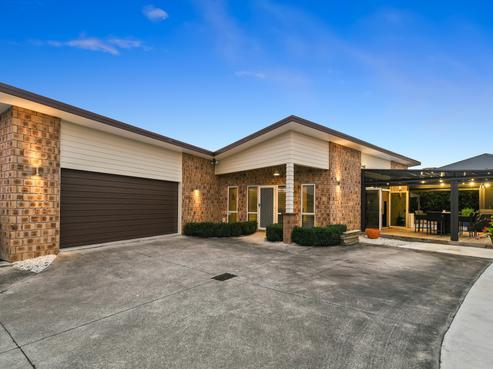 6 Edward Street, Grandview Heights