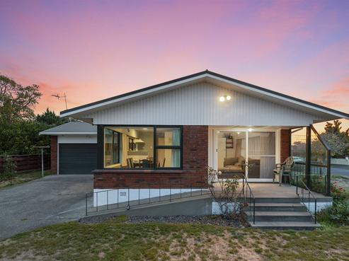 16 Lamont Street, Chartwell