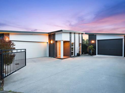 27 Bradnor Meadows Drive, Swanson
