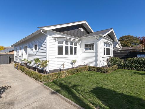 14 Cardiff Avenue, Somerfield