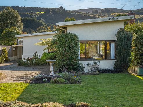 8 Derwent Street, Helensburgh