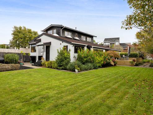 76 Govett Avenue, Frankleigh Park