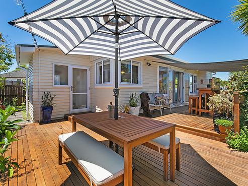 2/7 Flaxdale Street, Birkdale