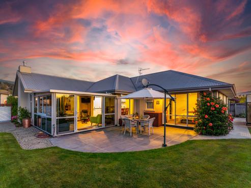 19 Cambelldon Crescent, Stoke