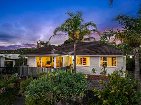 12 Hilling Street, Titirangi