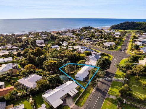 73 Mcfarlane Street, Oakura