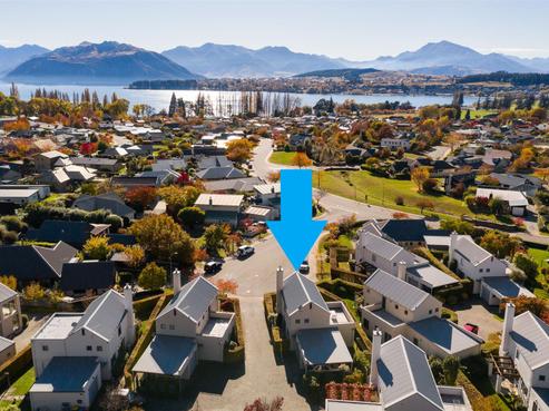 11 Meadowbrook Place, Wanaka