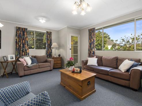 2/5A Fortune Lane, Trentham
