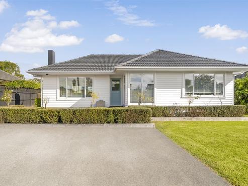 4 London Street, Te Atatu Peninsula