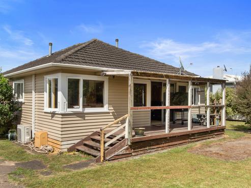 50 Montgomery Crescent, Bader
