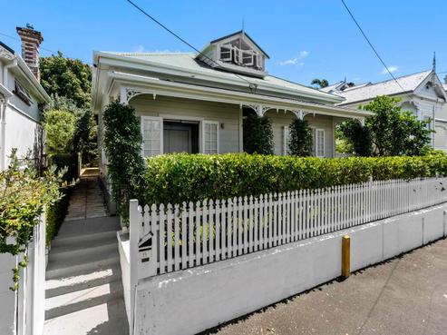 11 Vauxhall Road, Devonport