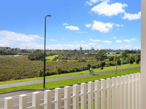 281 Millwater Parkway, Silverdale