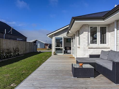 9 Katipo Way, Pegasus