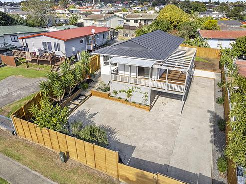 83 Te Irirangi Drive, Clover Park