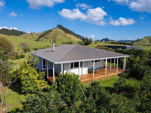 38 Atwell Road, Kaeo