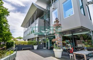 CBRE - Award Winning Modern Office