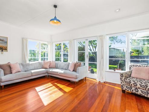 1104 Copeland Road, Akina