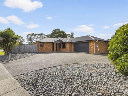 64 Coleraine Drive, Rototuna
