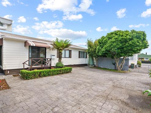 2/24 Edinburgh Avenue, Rosehill