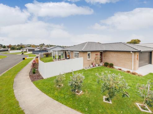10 Wescombe Grove, Feilding