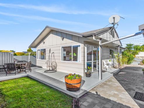 2/17 Atherfold Crescent, Greenmeadows