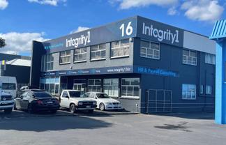 Papakura office for lease