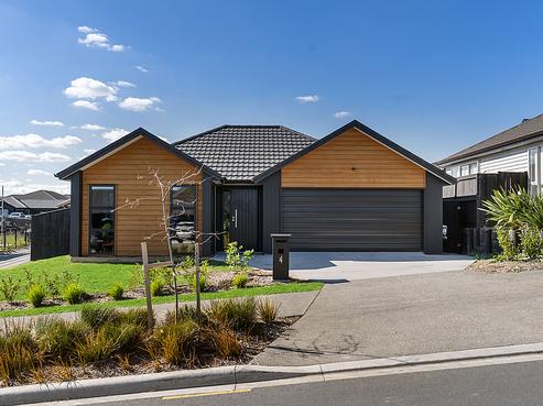 4 Winstone House Road, Paerata