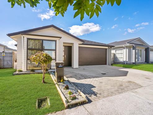 21 Hollowout Street, Takanini