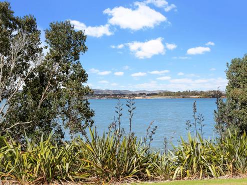 2/28 Carnoustie Drive, Wattle Downs