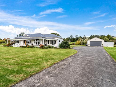 30 Saleyards Road, Kauri