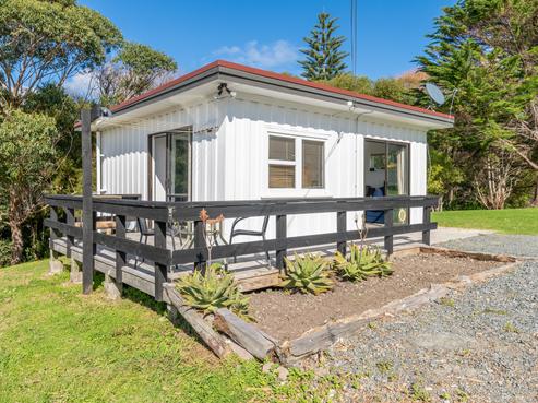 59 Hauraki Road, Leigh