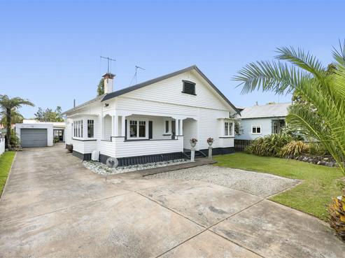 93 Te Aroha Street, Hamilton East