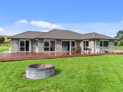 339A Otaika Valley Road, Otaika