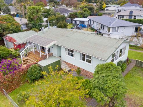25 Paragon Avenue, Beach Haven