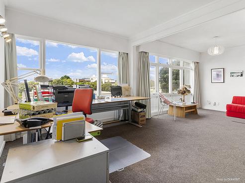 7/2 Newman Terrace, Thorndon