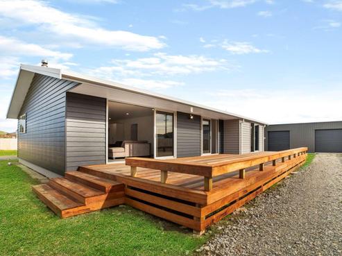 23 Parkinson Street, Tolaga Bay