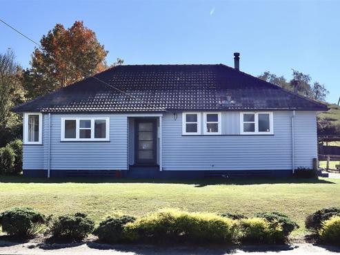 15 Takahe Street, Taihape and Surrounds