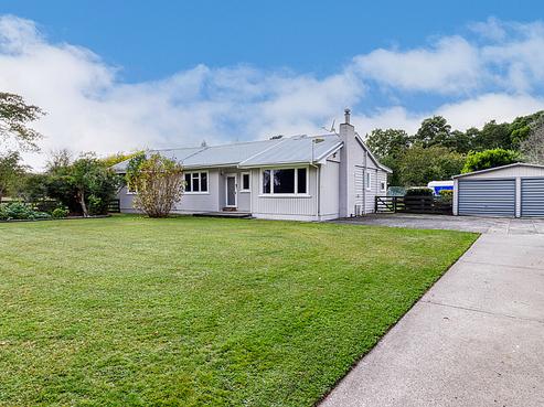 70 State Highway 33, Tikitere