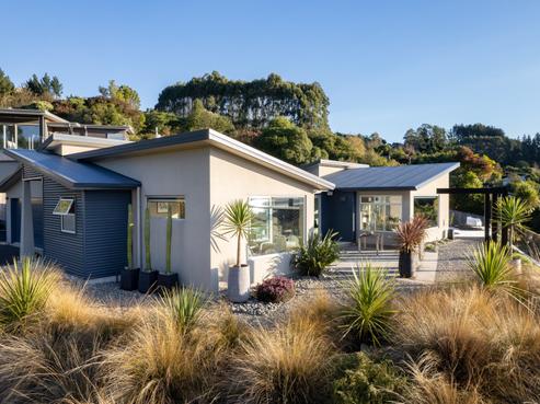 28 Clearwater Street, Broad Bay
