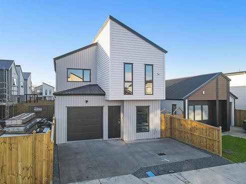 21 John Burns Road, Papakura