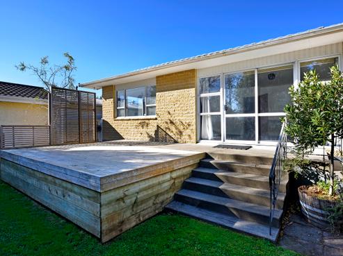 16 Kipling Crescent, Stoke